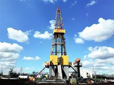 “四機”催生一座石油科技城