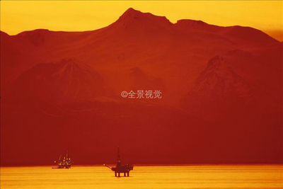 石油鉆機(jī)圖片-石油鉆機(jī)背景圖-石油鉆機(jī)背景圖片-石油鉆機(jī)